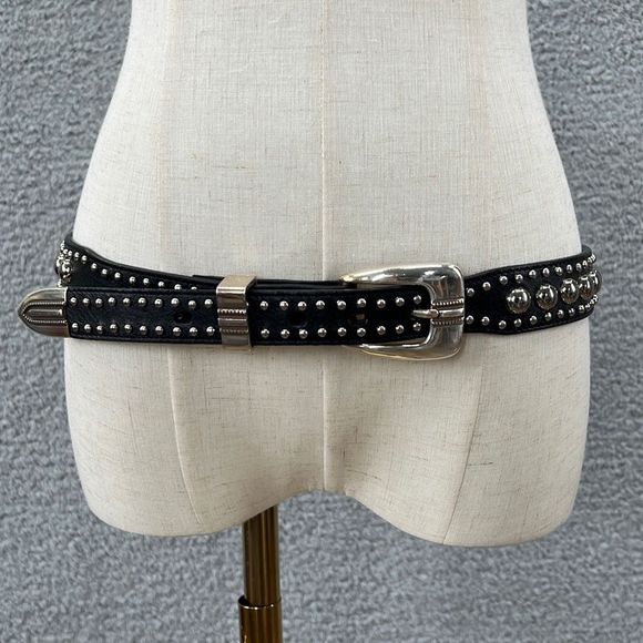 American Eagle Outfitters Accessories - Womans Western Coastal Cowgirl Rodeo leather studded belt Size M Bohemian 26 Y2K